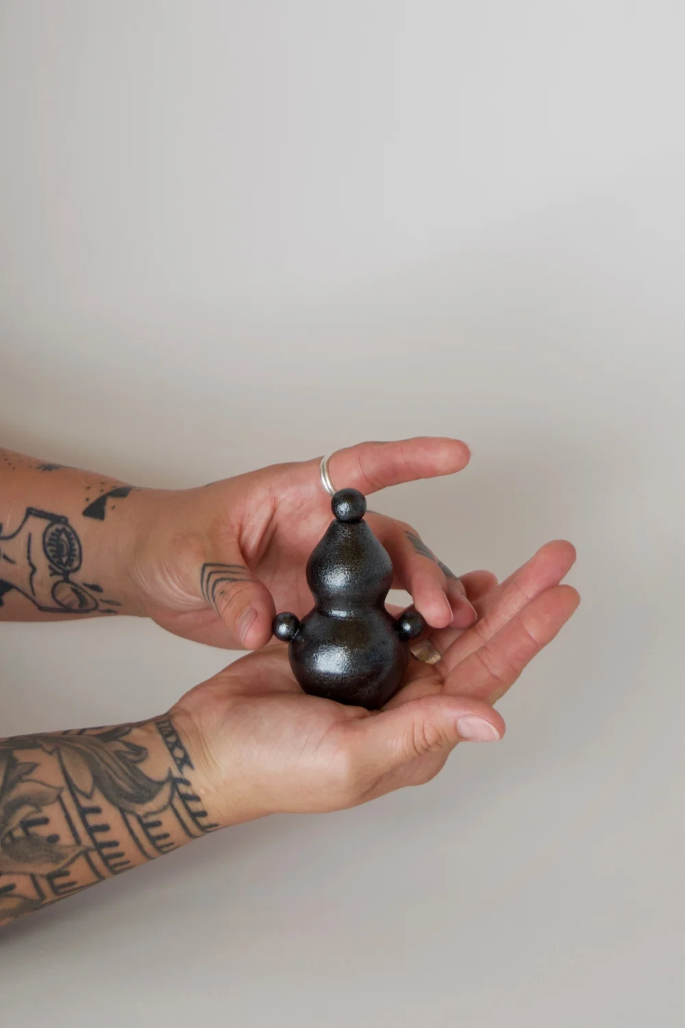le parfum NO.9 — ROOTED IN MUD